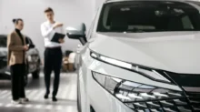 Nové auto a prodejce