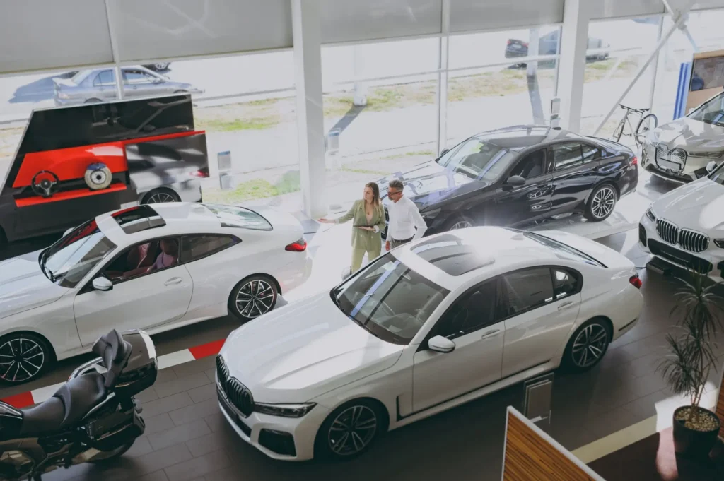 Nové auto z autosalonu sice vypadá nádherně, ale rychle ztrácí hodnotu - Techsvět Autosalon