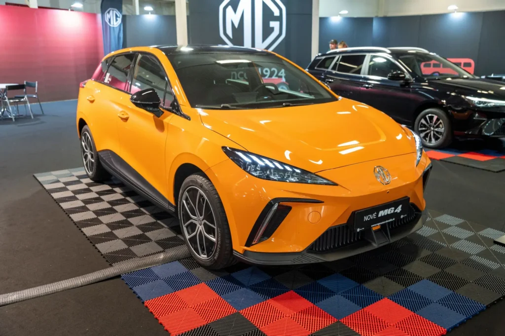 Elektromobil MG4 EV se v Číně prodává za pouhých 250 000 Kč - Techsvět auto MG4 EV