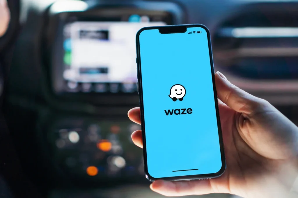Shutterstock_2193217693 - Techsvět Waze