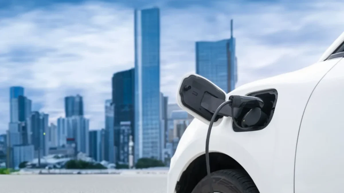 Elektroauto u města