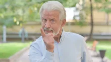 Naštvaný senior