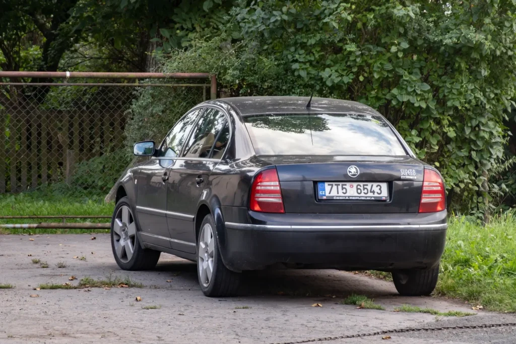 Shutterstock_2493336217 - Techsvět Škoda Superb