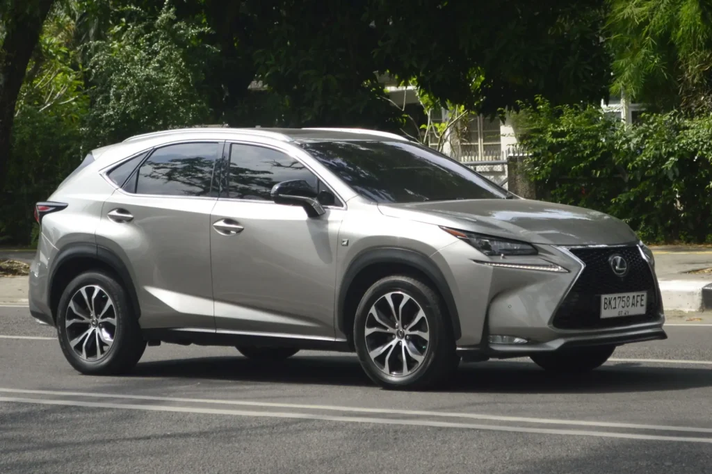 Shutterstock_2575418501 - Techsvět Lexus NX