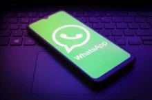 aplikace WhatApp na mobilu