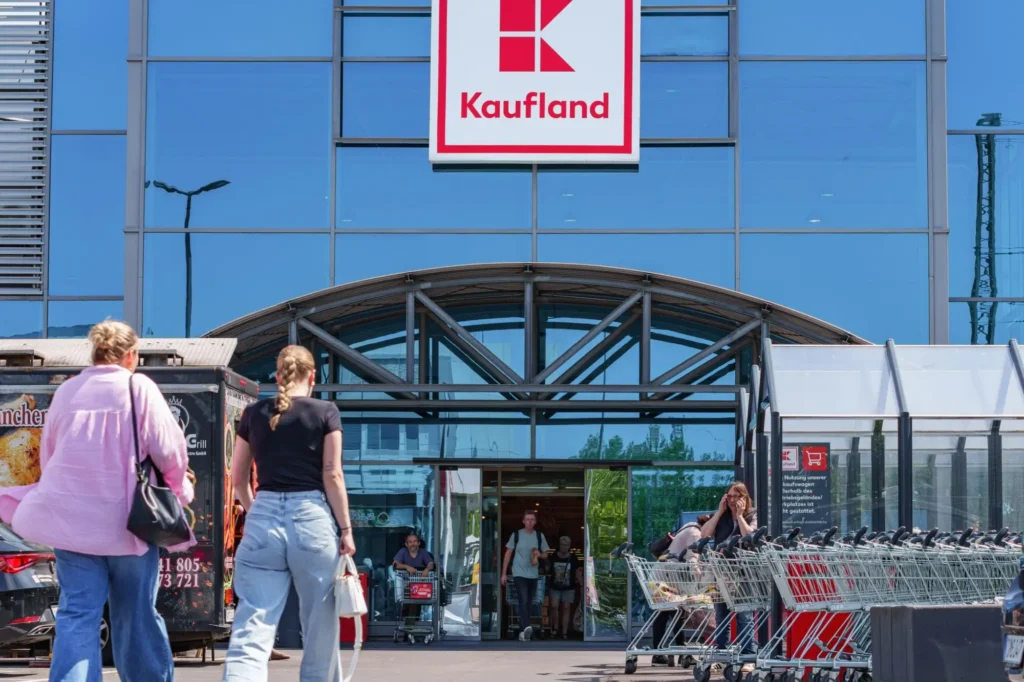 Shutterstock_2662355809 - Techsvět Kaufland