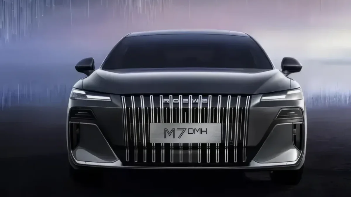 Roewe M7