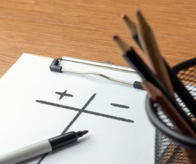 Sepsání pro a proti je jednoduchá, ale účinná metoda. Zdroj: Shutterstock