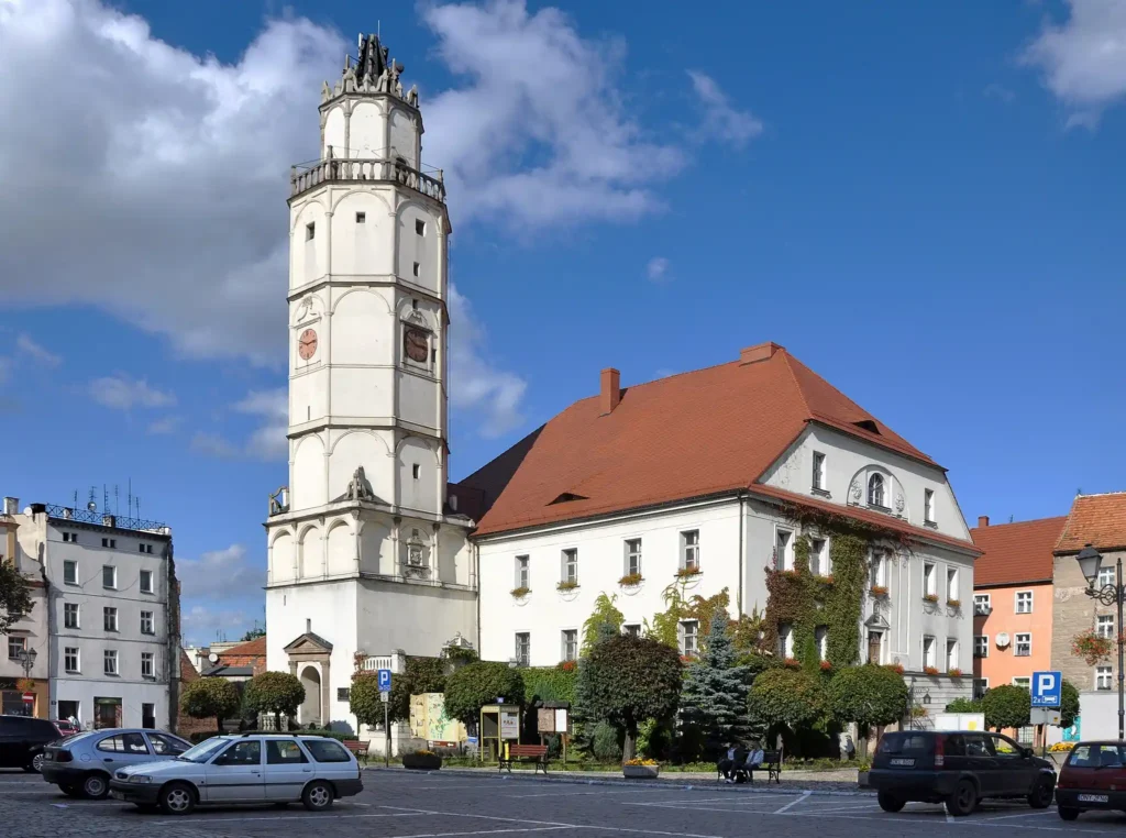 Radnice města Pačkov (Paczków) 