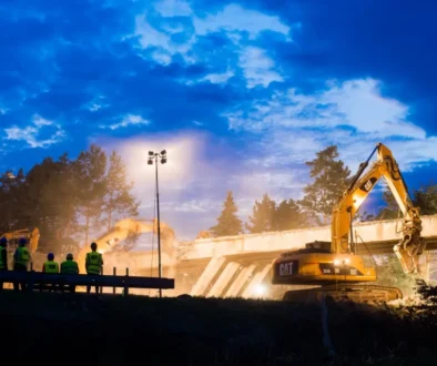 Omezení provozu na dálnici. Kde budou? Zdroj Stroje pracující na dálnici