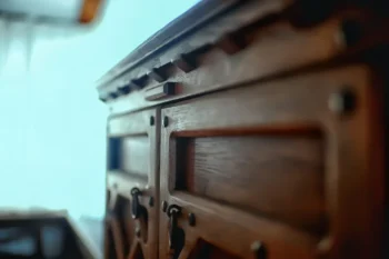 Starožitný nábytek - komoda