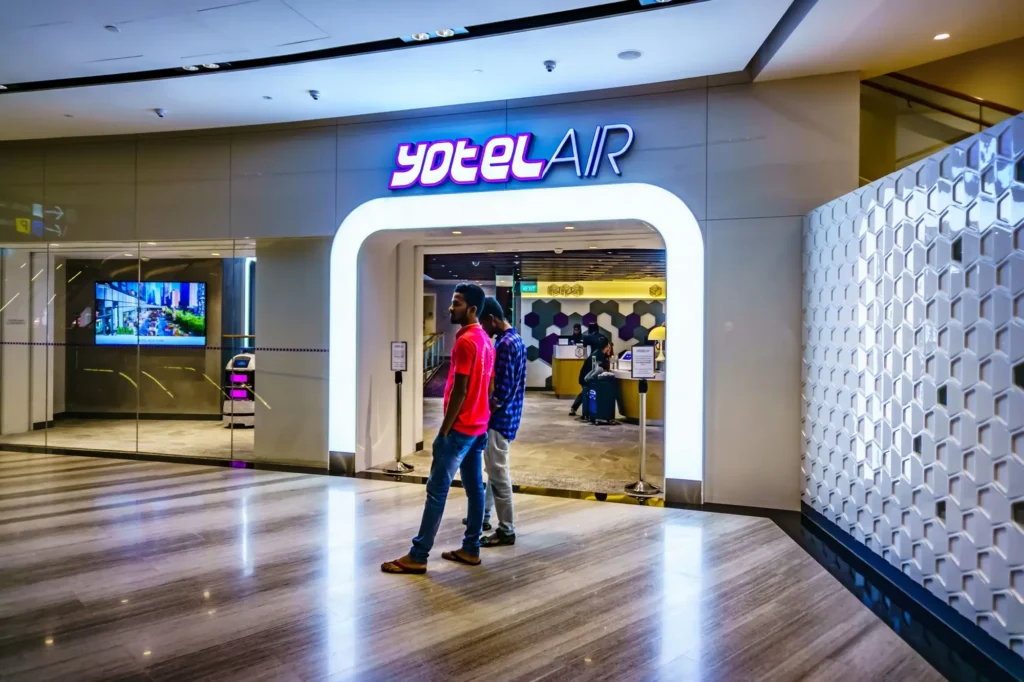 Shutterstock_1444602512 - Techsvět YOTELAIR Singapur