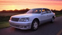Lexus LS 400