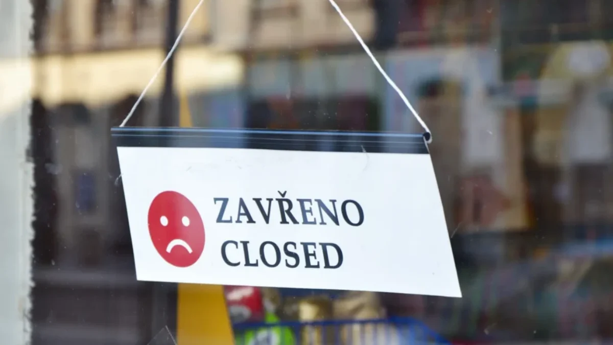 Cedule "zavřeno"