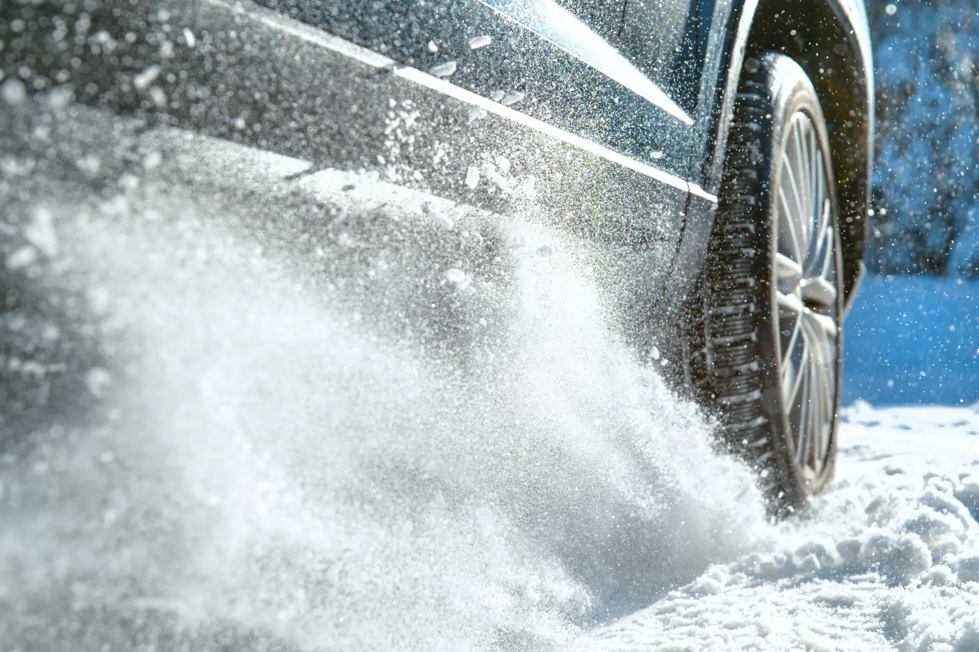 Auto na sněhu