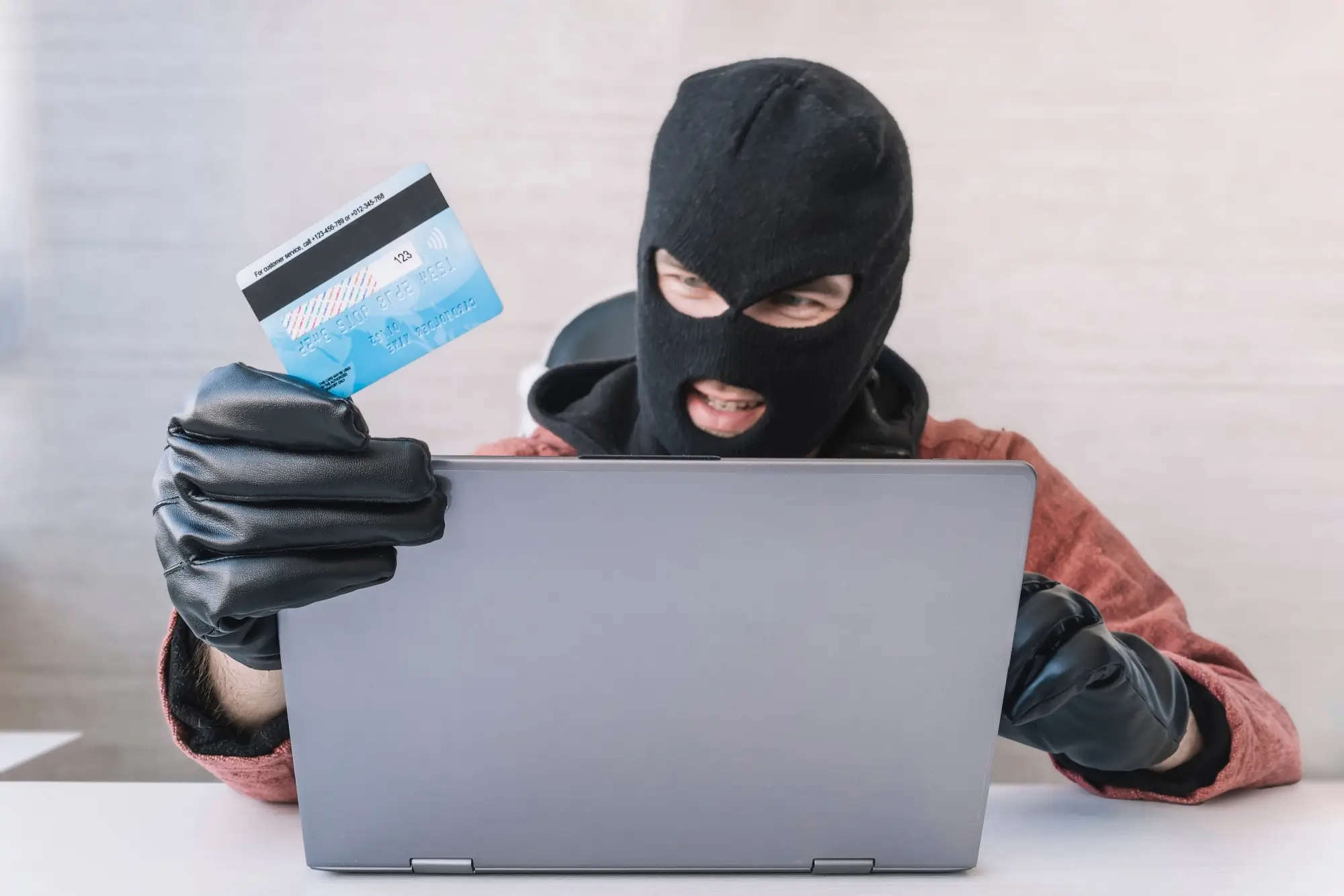 Shutterstock_2271731373 - Techsvět zloděj