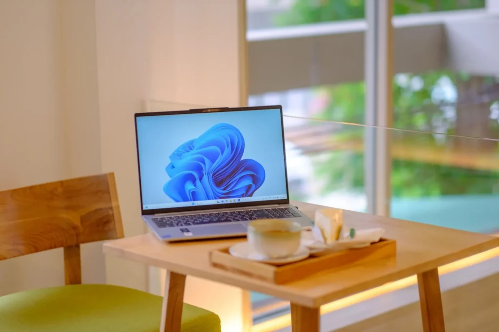 Shutterstock_2628857267 - Techsvět Počítač s Windows 11