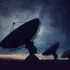 Teleskop pod hvězdnou oblohou