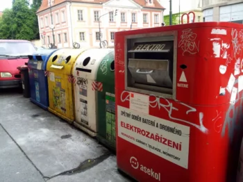 Kontejnery na třídění odpadu