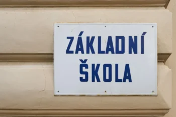 Cedule základní škola