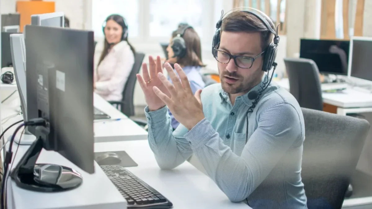 tým prodejců mobilních služeb