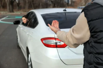 ukazování při couvání