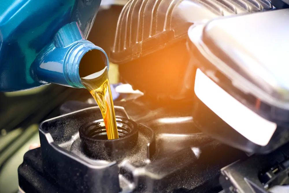 - Techsvět Výměna kvalitního oleje ve voze