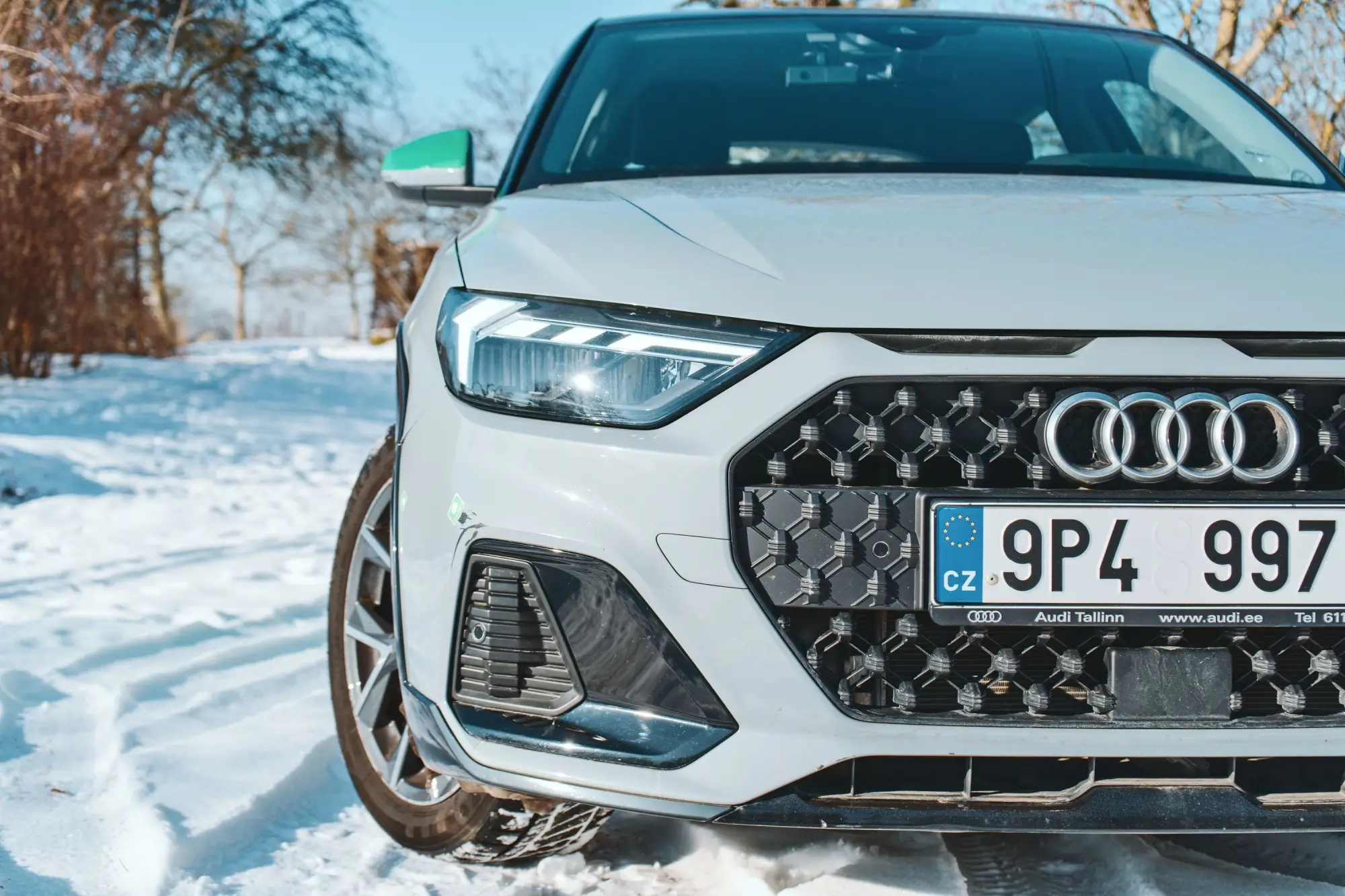 Auto s viditelnou SPZ