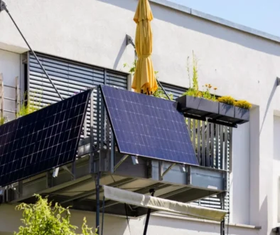 Fotovoltaické panely na balkoně