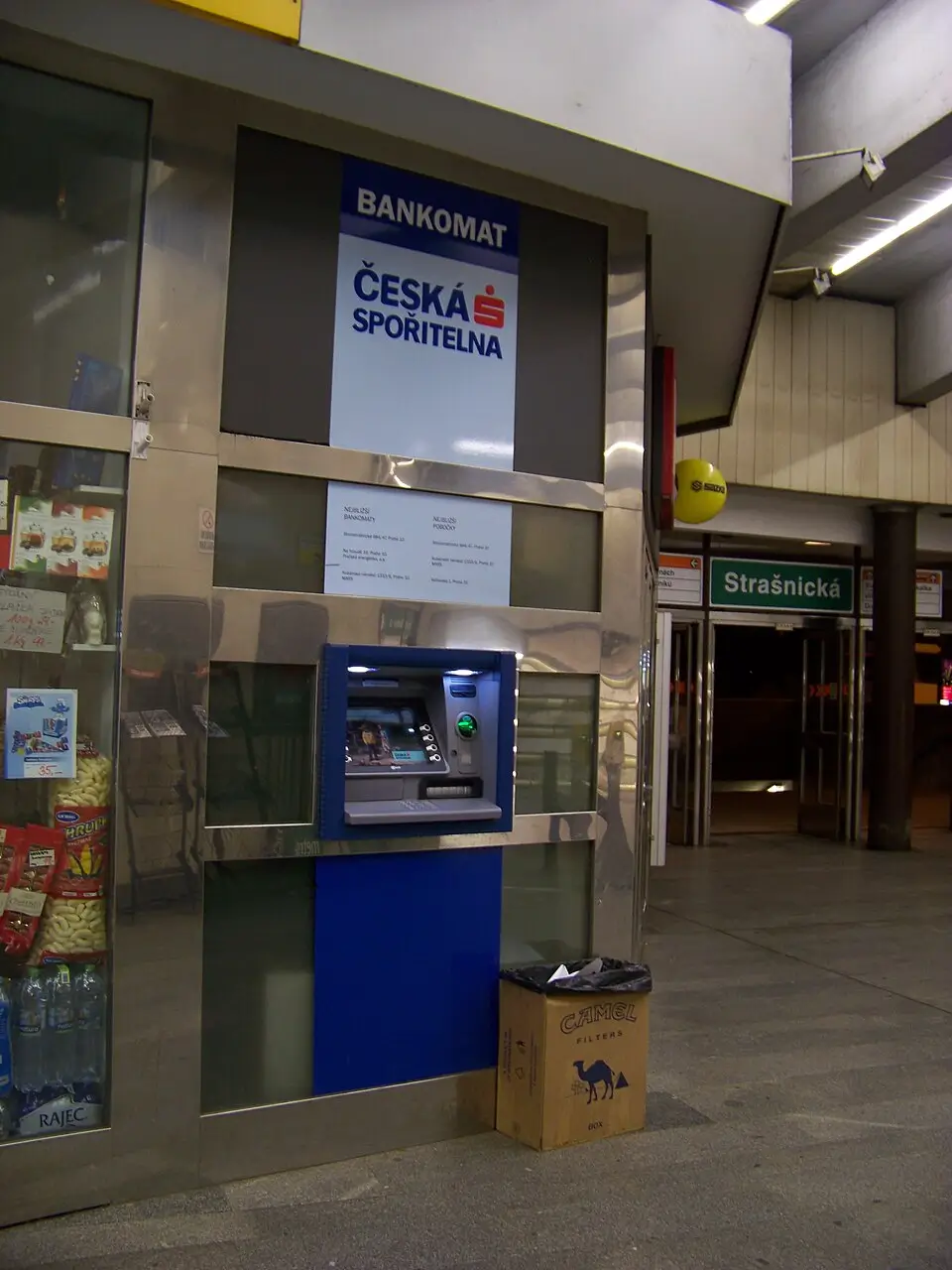 Bankomat České spořitelny v metru