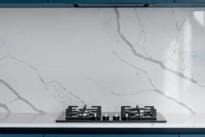 Srovnali jsme vaření na plynovém sporáku, indukci a sklokeramice. Co se vyplatí pořídit v roce 2026?