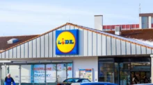 Lidl zvyšuje pro všechny své zaměstnance počet dnů placené dovolené.