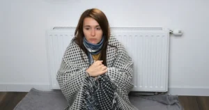 Rozhodla jsem se v zimě topit maximálně na dvojku. Pak přišla sousedka, že jí je ve svém bytě zima