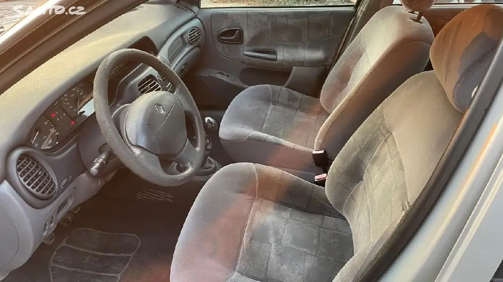 Renault Mégane 3 new - Techsvět Renault Mégane uvnitř