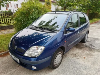 Takhle vypadá nejlevnější auto, co v Česku můžete koupit. Za průměrný plat jich koupíte několik a není vůbec špatné