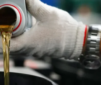 Výměna oleje značně prodlouží životnost vozidla.