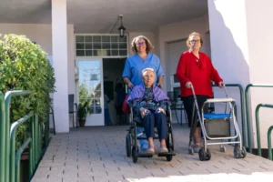 Z Polska přichází varování, které straší zejména seniory. Česko je mezi dalšími na řadě