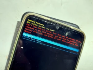 Tuhle kombinaci tlačítek na svém mobilním telefonu nemačkejte, pokud nechcete přijít o svá data