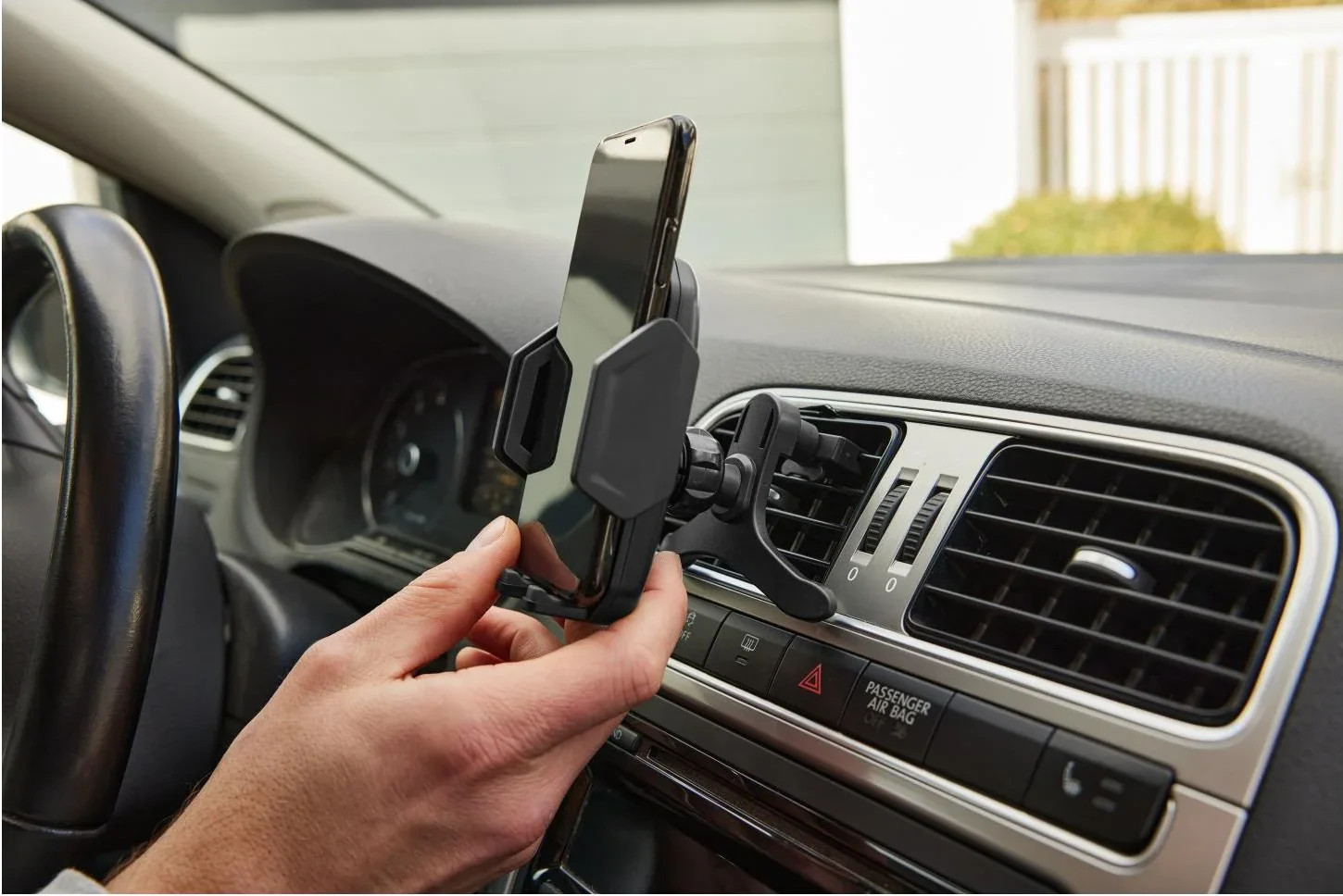 Narozdíl od pofidérních držáků ze zahraničí, ULTIMATE SPEED disponuje značkou CE, které označuje shodu s příslušnými směrnicemi EU platnými pro tento výrobek. Zdroj: Lidl