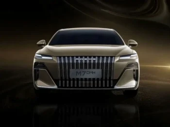 Tady je nové a skvěle vybavené rodinné auto za 280 tisíc korun. Je elegantní a nadupané technologiemi