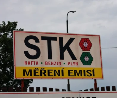 STK.