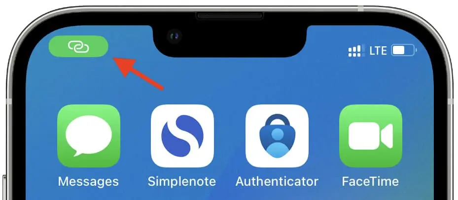 Na iPhonech s funkcí Face ID se ikona zobrazí v levém horním rohu. Na novějších modelech může být součásti tzv. Dynamic Island, který se nachází nahoře uprostřed. Zdroj: IDownloadBlog.com