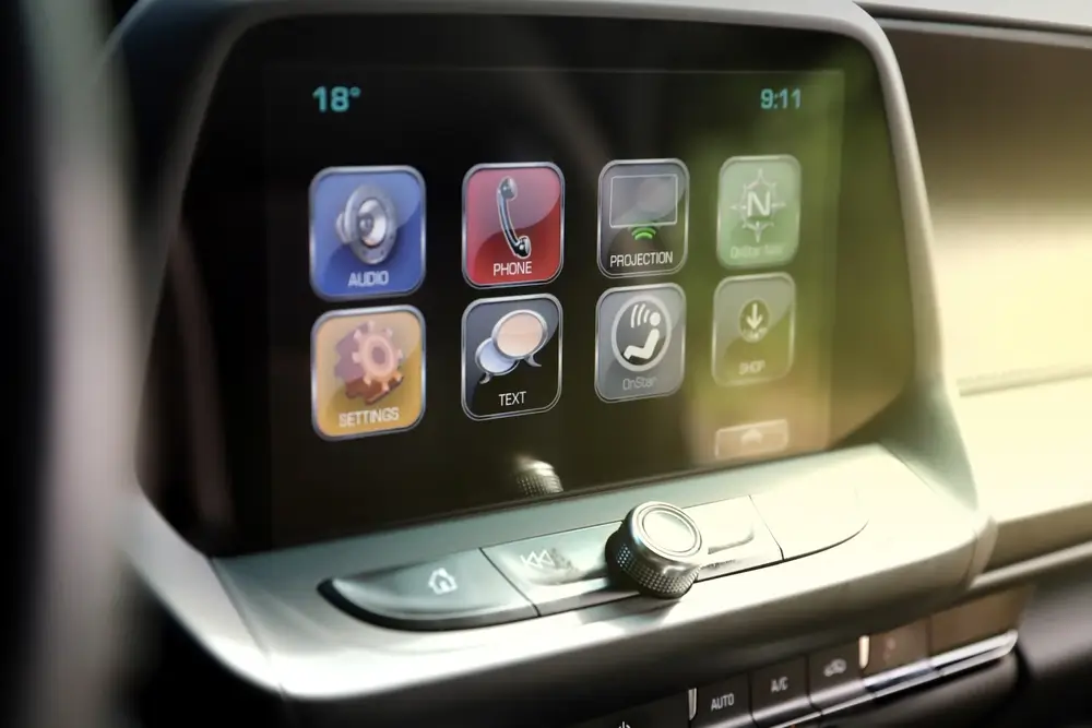 Moderní infotainment má mimo hudby na starost mnoho dalších věcí Samotná kvalita hudby je tak mnohdy tristní.