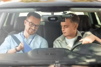 Co se změnilo v českých autoškolách?