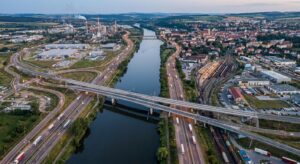 Z Polska přichází alarmující varování pro Českou republiku. Dosud jsme si mohli myslet, že se nám daří