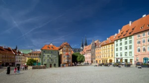 V srdci Evropy se probouzí vulkán. Oblast u Chebu s napětím sledují vědci z celého světa