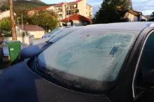 Omrzlá skla aut