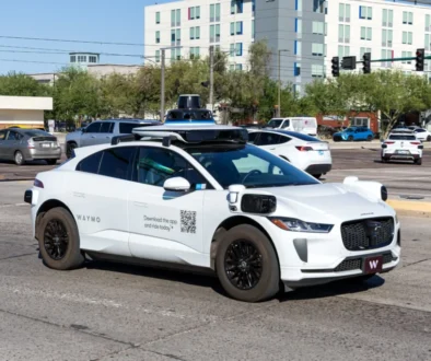 Waymo automobil