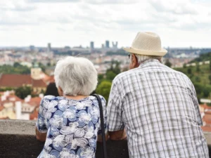 Peníze po zesnulém manželi ze společného účtu používat nemůžete. Banka vám je zablokuje do pár minut